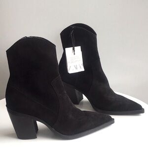 Zara leather western Black Suede heeled Ankle Boots